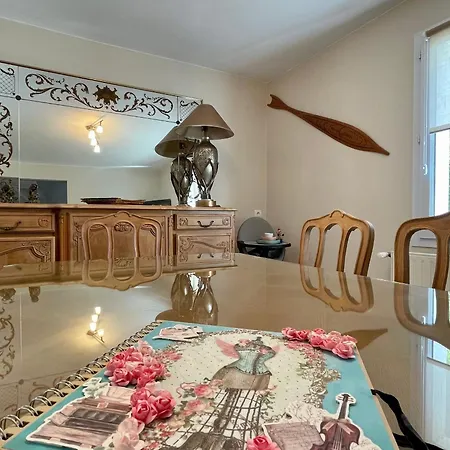 Cosy à Avec Jardin, Jacuzzi Et Sauna - Proche Unesco Et Chemins De Randonnée - Fr-1-582-354 *